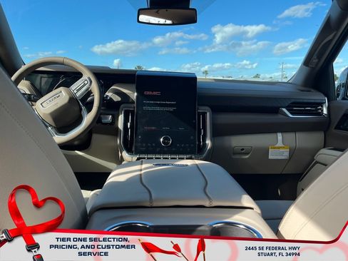 New 2026 GMC Yukon XL Denali image 17