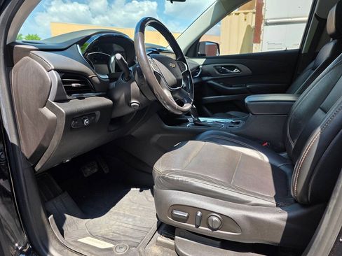 Used 2018 Chevrolet Traverse Premier w/ Redline Edition AWD/4WD image 13