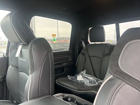 New 2026 RAM 2500 Laramie AWD/4WD image 13