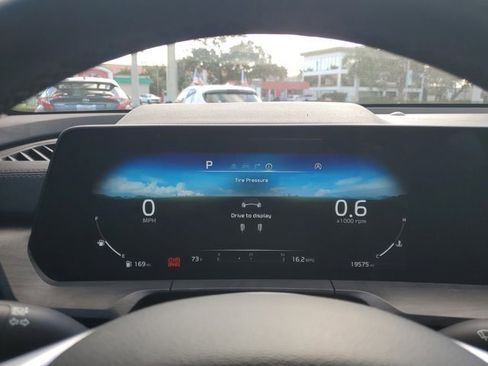 Used 2025 Kia Telluride SX Prestige X-Pro image 17