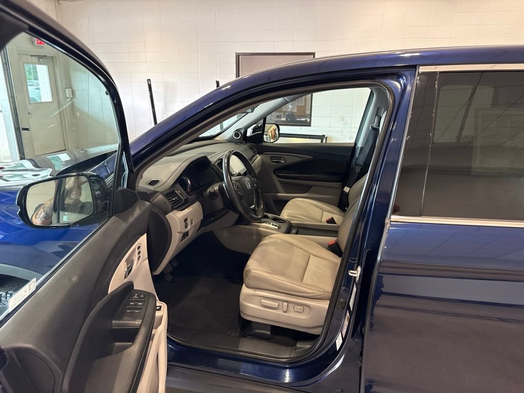 Used 2023 Honda Ridgeline RTL-E image 20