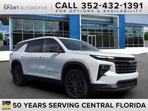 Used 2026 Chevrolet Traverse LT w/ Midnight/Sport Edition FWD image 1