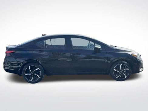 New 2025 Nissan Versa SR w/ Trunk Package image 6