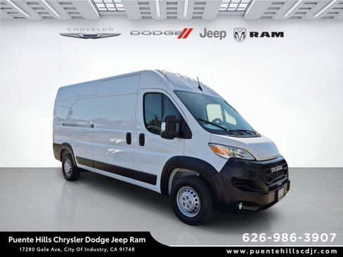 Used 2026 RAM ProMaster 2500 w/ Convenience Group FWD image 1