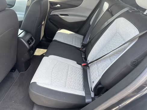 Used 2022 Chevrolet Equinox LT FWD image 11