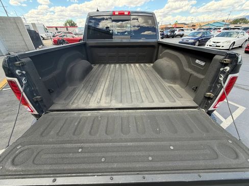 Used 2019 RAM 1500 Laramie AWD/4WD image 9
