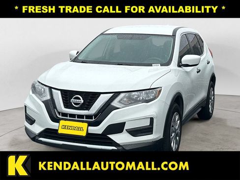 Used 2017 Nissan Rogue S AWD/4WD image 1