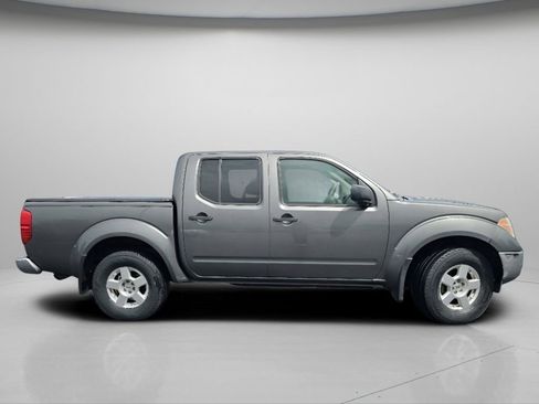 Used 2006 Nissan Frontier SE w/ (P01) Power Pkg AWD/4WD image 23