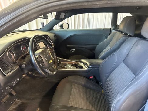 Used 2015 Dodge Challenger SXT RWD image 14