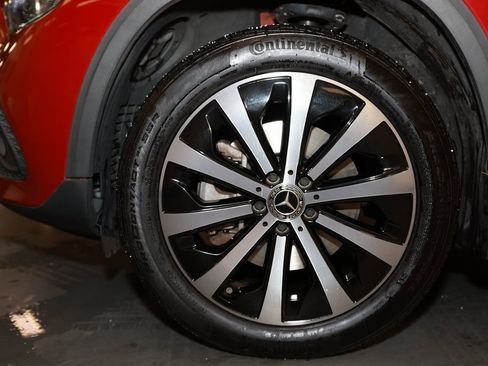 Used 2022 Mercedes-Benz GLA 250 4MATIC image 25