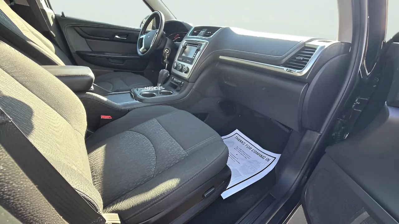 Used 2014 GMC Acadia SLE FWD image 11