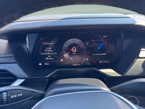 Used 2024 GMC Acadia Elevation w/ Luxury Package image 13