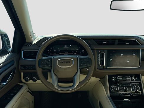 Used 2022 GMC Yukon Denali image 18