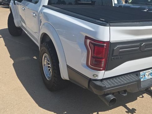 Used 2019 Ford F150 Raptor w/ Equipment Group 802A Luxury AWD/4WD image 4