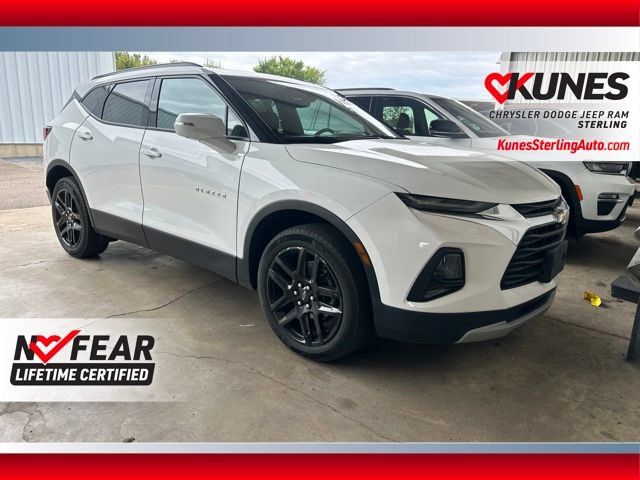 Used 2022 Chevrolet Blazer LT w/ Sound & Technology Package AWD/4WD image 1