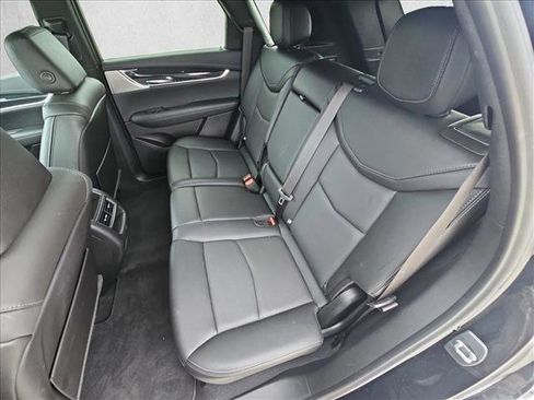 Used 2021 Cadillac XT5 Premium Luxury image 19