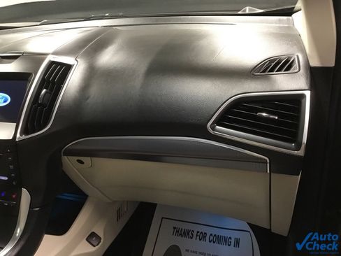 Used 2017 Ford Edge Titanium w/ Equipment Group 302A image 38