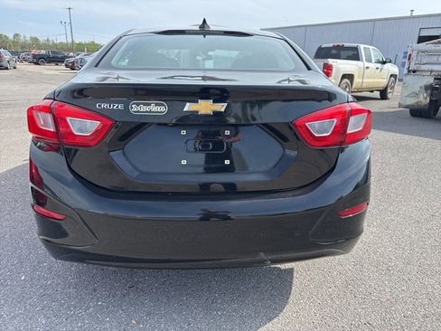 Used 2019 Chevrolet Cruze LS w/ LS Convenience Package image 11