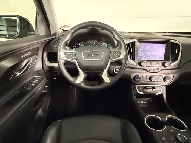 Used 2022 GMC Terrain SLT w/ Tech Package FWD image 15