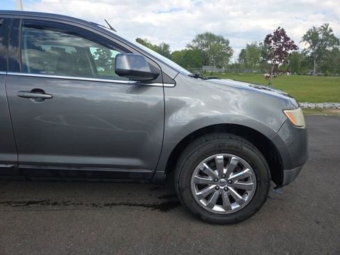Used 2009 Ford Edge Limited AWD/4WD image 2