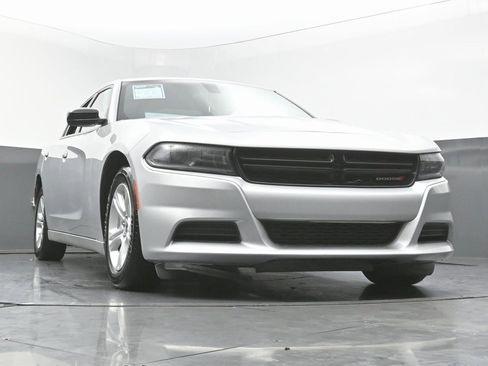 Used 2023 Dodge Charger SXT image 38