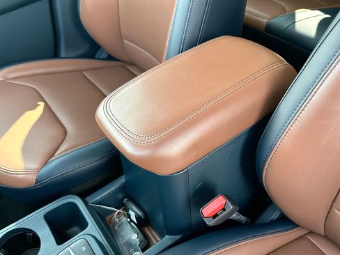 Used 2022 Ford Maverick Lariat image 20