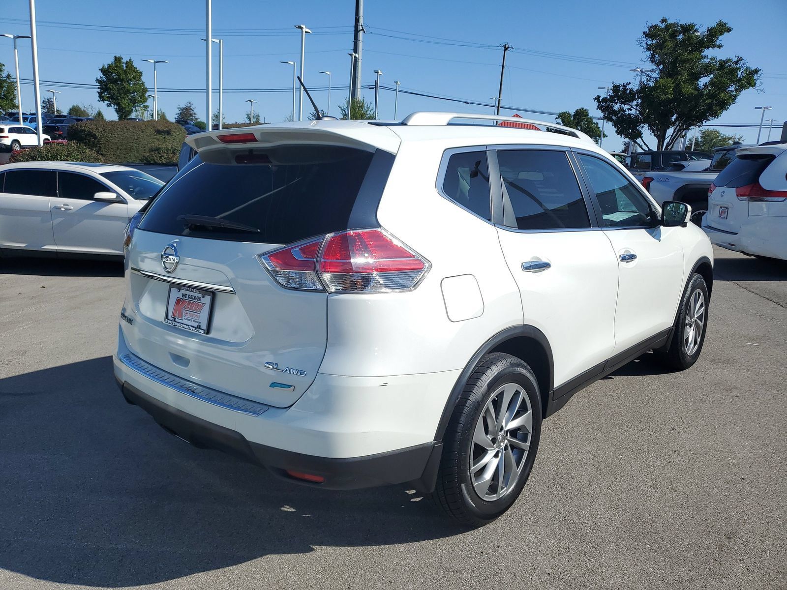 Used 2014 Nissan Rogue SL AWD/4WD image 4