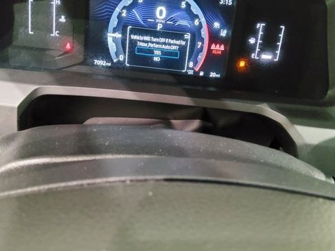 Certified 2025 Toyota Tacoma SR5 image 22