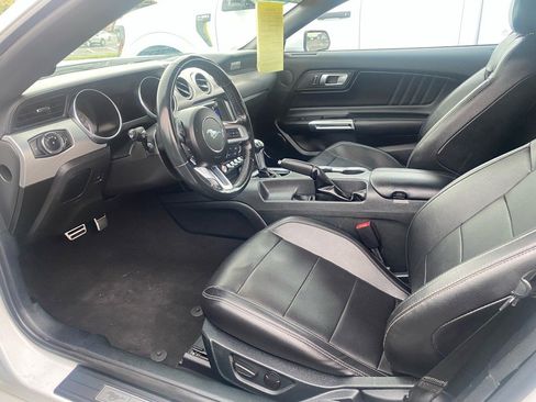 Used 2023 Ford Mustang Premium image 14