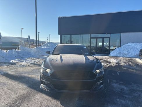 Used 2016 Ford Mustang GT image 8