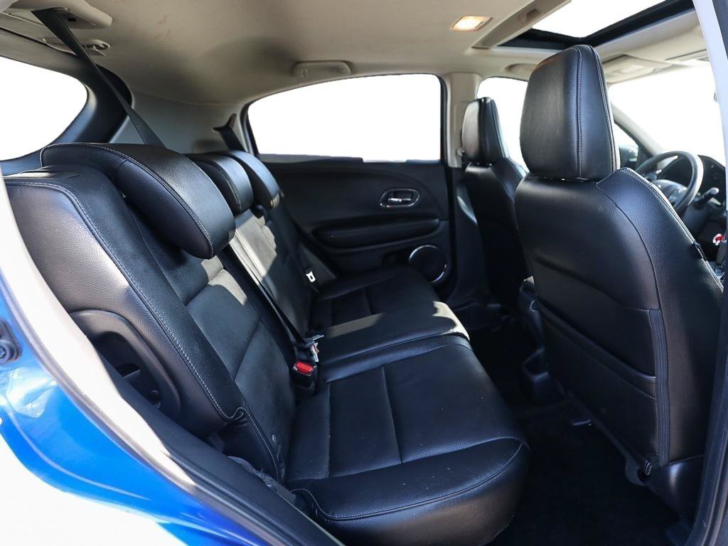 Used 2021 Honda HR-V EX-L image 10