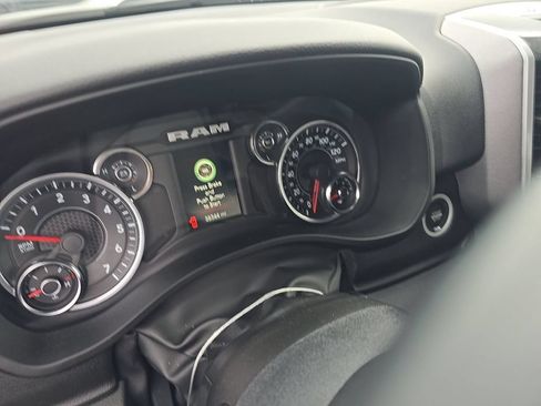 Used 2023 RAM 1500 Big Horn AWD/4WD image 2