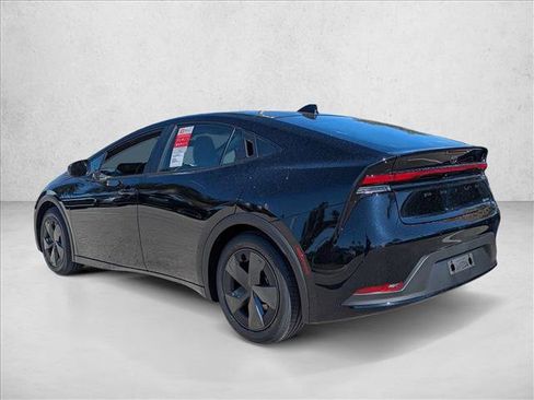 New 2026 Toyota Prius LE image 8