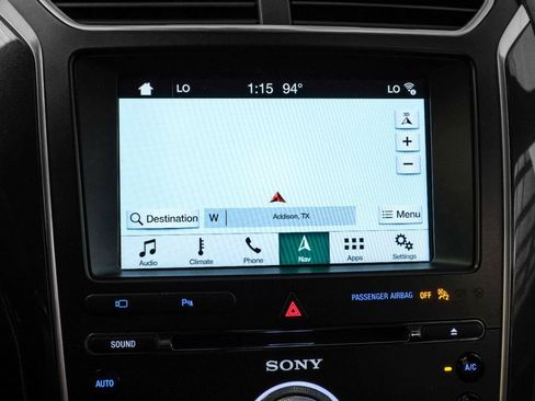 Used 2017 Ford Explorer Sport w/ Equipment Group 401A AWD/4WD image 18