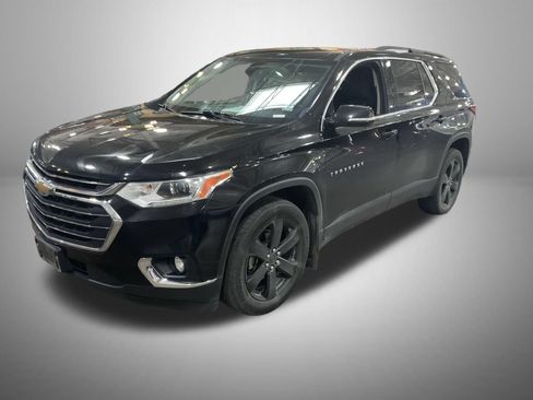 Used 2020 Chevrolet Traverse LT w/ LT Premium Package AWD/4WD image 1