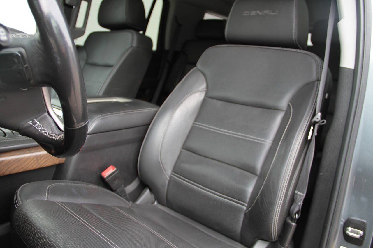 Used 2019 GMC Yukon Denali AWD/4WD image 14