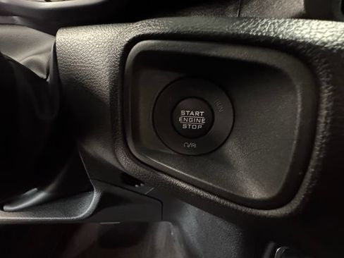Used 2025 Jeep Wrangler Sport AWD/4WD image 22