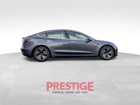 Used 2018 Tesla Model 3 Long Range AWD/4WD image 6