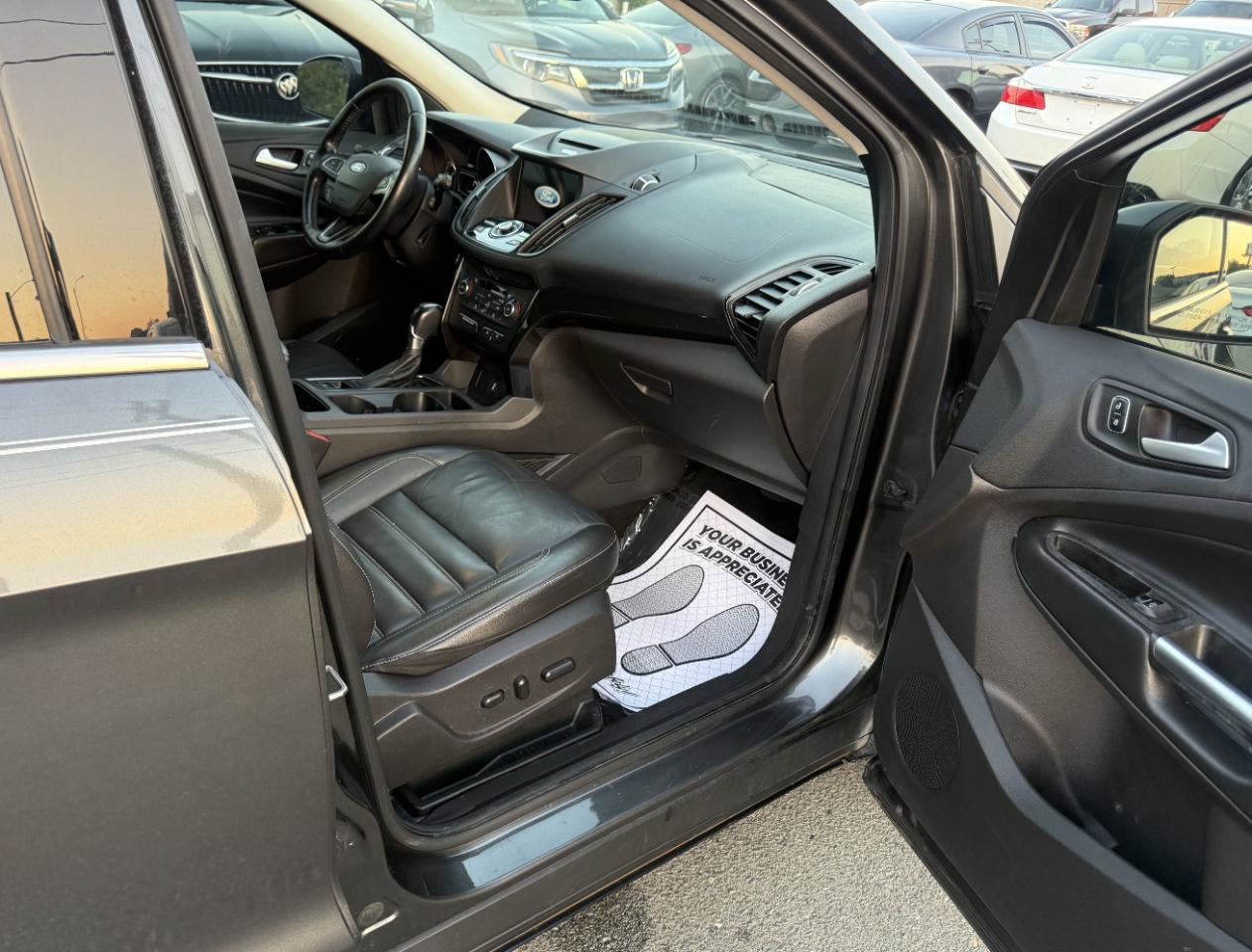 Used 2017 Ford Escape Titanium FWD image 12
