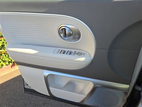 New 2026 Hyundai Ioniq 9 Limited image 20