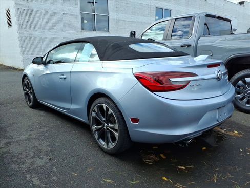 Used 2018 Buick Cascada Premium image 3