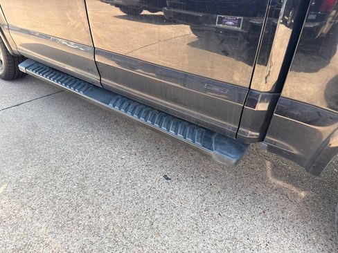 Used 2020 Ford F150 Lariat RWD image 11
