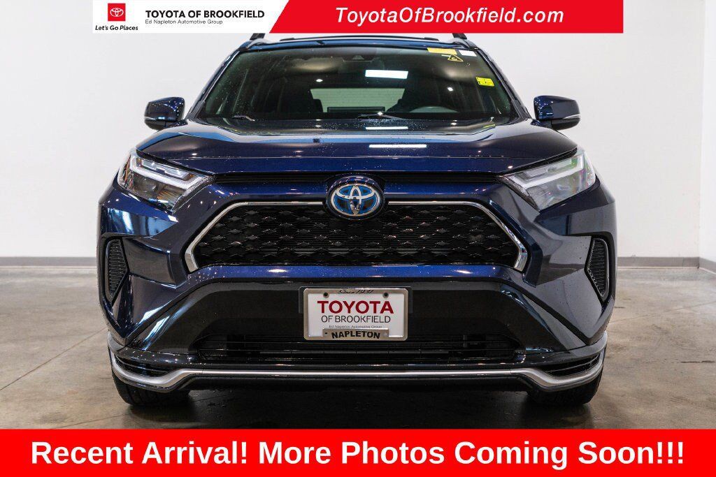 Used 2024 Toyota RAV4 SE w/ Weather & Moonroof Package AWD/4WD image 2