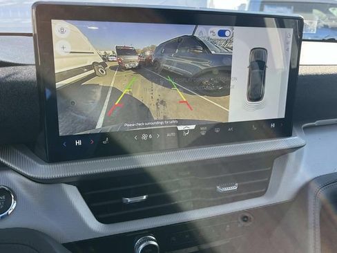 New 2026 Ford Explorer Active image 35