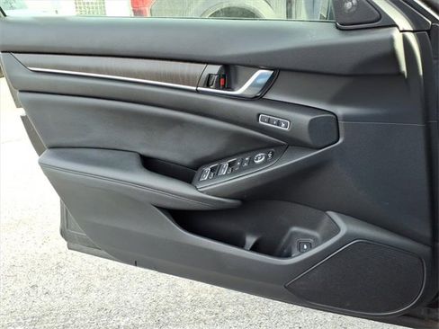 Used 2019 Honda Accord EX-L image 13