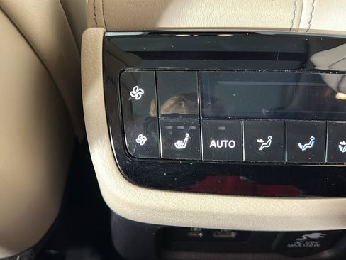 Used 2023 INFINITI QX60 Sensory w/ Vision Package AWD/4WD image 26