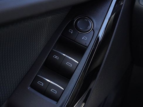 New 2026 Chevrolet Equinox RS w/ Convenience Package III image 18