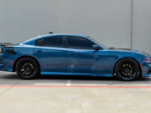 Used 2020 Dodge Charger Scat Pack w/ Daytona Edition Group RWD image 3