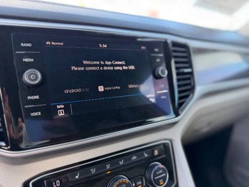 Used 2019 Volkswagen Atlas SEL AWD/4WD image 12