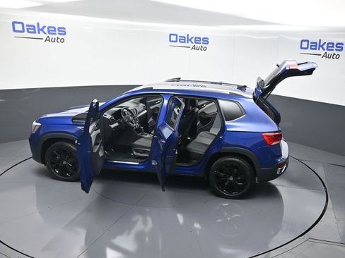 Used 2022 Volkswagen Taos SE image 59